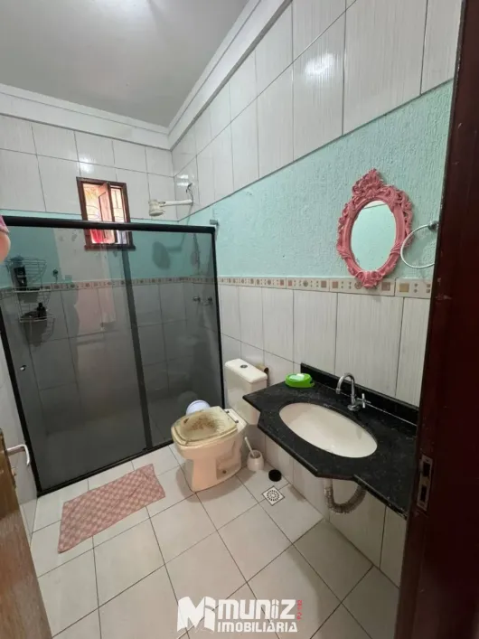 Casa com 2 Quartos para alugar, 155m²